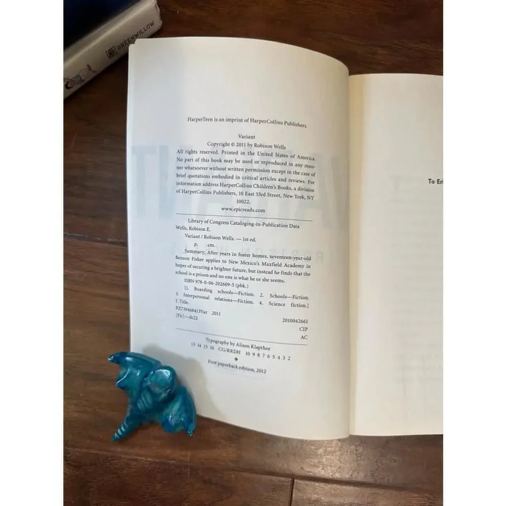 Variant Book - Picture 4 of 7